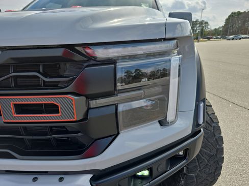 Used 2024 Ford F150 Raptor image 31