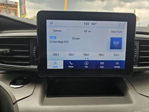 Used 2023 Ford Explorer XLT w/ Equipment Group 202A AWD/4WD image 24