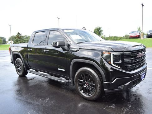 Used 2023 GMC Sierra 1500 Elevation w/ Elevation Premium Package AWD/4WD image 2