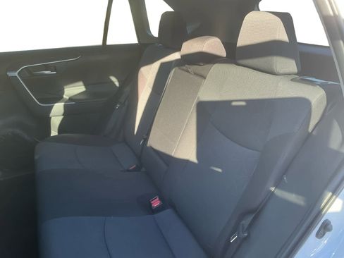Used 2025 Toyota RAV4 XLE image 13
