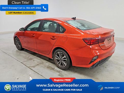 Used 2022 Kia Forte LXS w/ LXS Technology Package FWD image 3