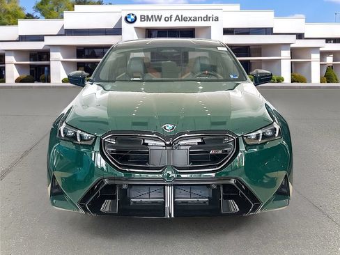 New 2027 BMW M5 AWD/4WD image 2