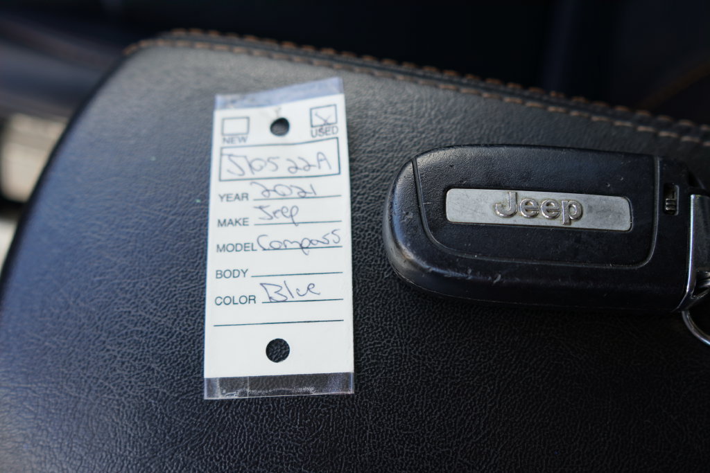 Used 2021 Jeep Compass Limited AWD/4WD image 30