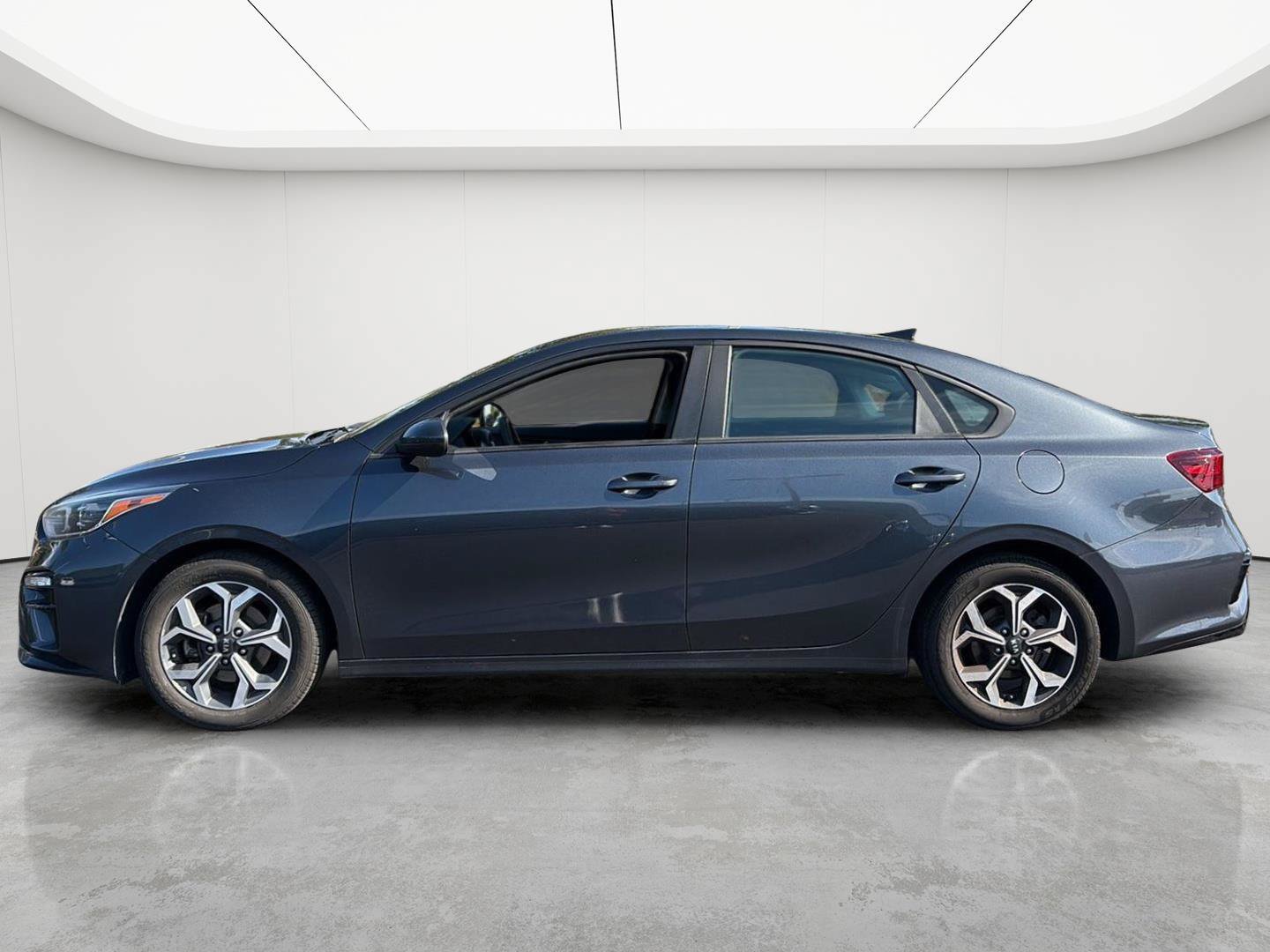 Used 2020 Kia Forte LXS FWD image 25