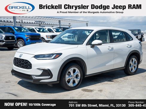 Used 2023 Honda HR-V LX image 1