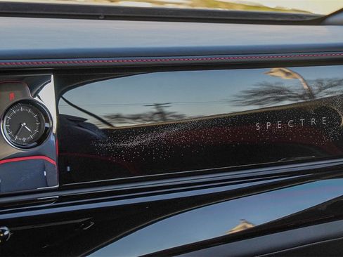 New 2026 Rolls-Royce Spectre image 38