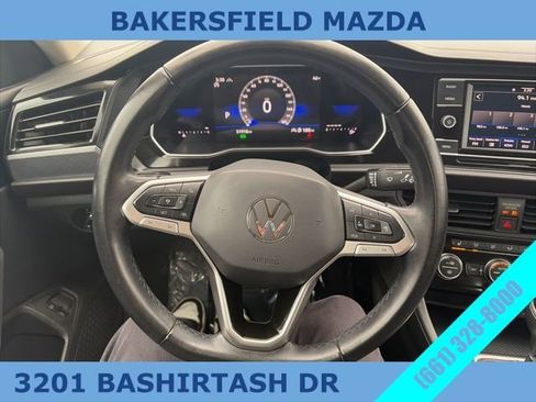 Used 2024 Volkswagen Jetta SE image 22