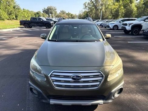 Used 2016 Subaru Outback 2.5i Limited AWD/4WD image 2