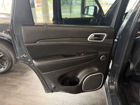 Used 2018 Jeep Grand Cherokee SRT w/ Trailer Tow Group IV AWD/4WD image 31
