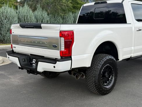 Used 2019 Ford F350 Platinum w/ Platinum Ultimate Package AWD/4WD image 10