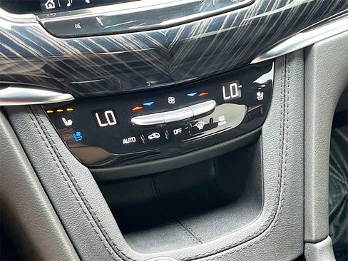 Used 2024 Cadillac XT6 Premium Luxury w/ LPO, Floor Liner Package image 15