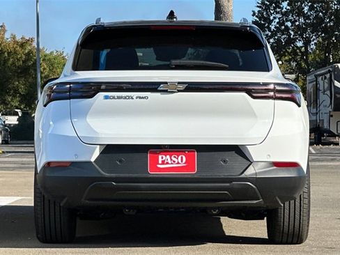 New 2026 Chevrolet Equinox EV LT image 6