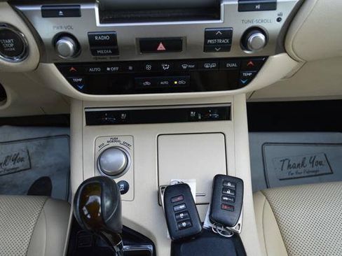 Used 2014 Lexus ES 350 w/ Premium Package FWD image 22