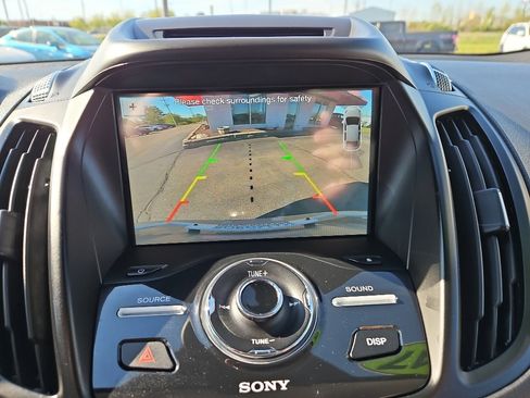 Used 2017 Ford Escape Titanium w/ Canadian Touring Package FWD image 22