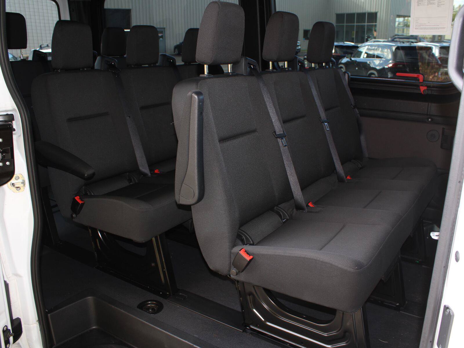 Used 2025 Mercedes-Benz Sprinter 2500 image 10