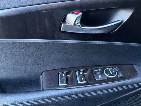 Used 2017 Kia Sorento AWD image 8