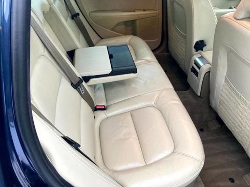 Used 2013 Volvo XC70 T6 Platinum image 17