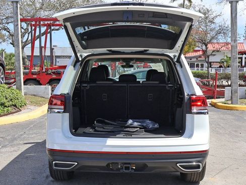 Used 2024 Volkswagen Atlas SE image 20