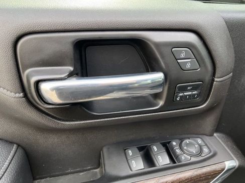 Used 2022 GMC Sierra 3500 Denali image 15