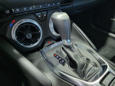 Used 2022 Chevrolet Camaro LT w/ RS Package image 20