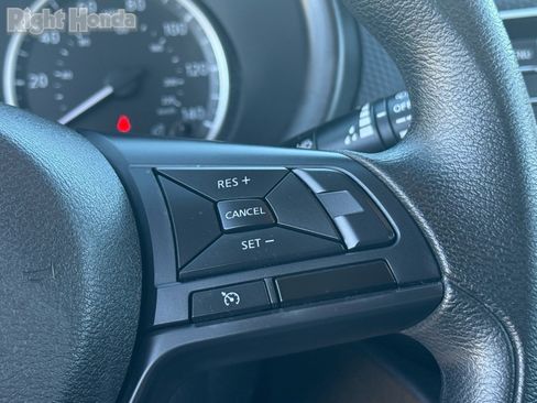 Used 2024 Nissan Kicks S image 17