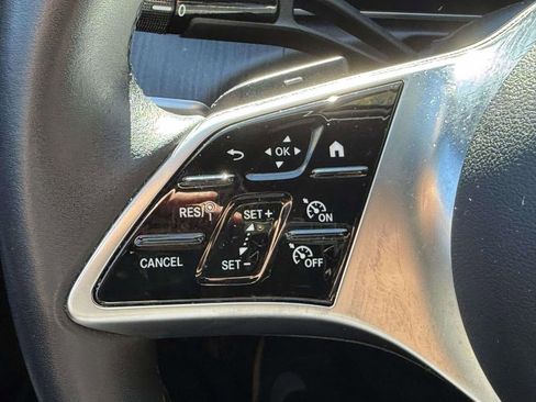 Used 2022 Mercedes-Benz C 300 4MATIC Sedan image 13