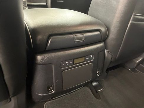 Used 2024 INFINITI QX80 Luxe image 19