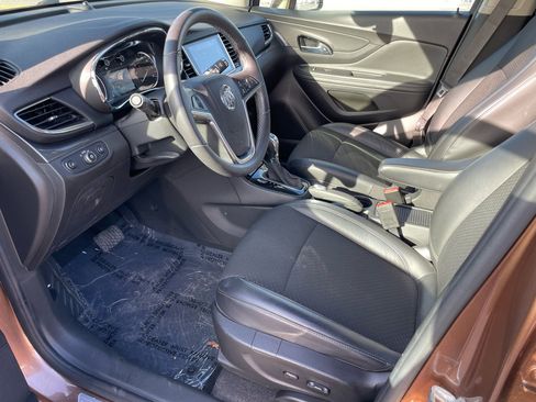 Used 2017 Buick Encore Sport Touring image 27
