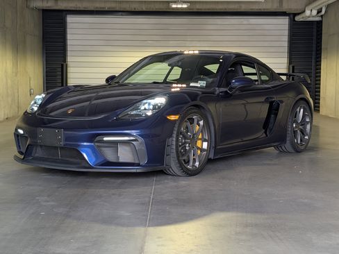 Certified 2021 Porsche 718 Cayman GT4 RWD image 1
