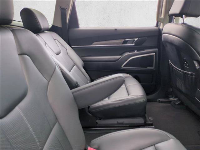 Used 2022 Kia Telluride EX w/ EX Premium Package FWD image 21