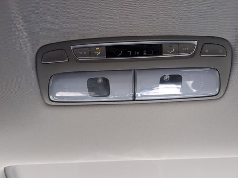 Used 2022 Kia Telluride EX w/ EX Premium Package FWD image 42