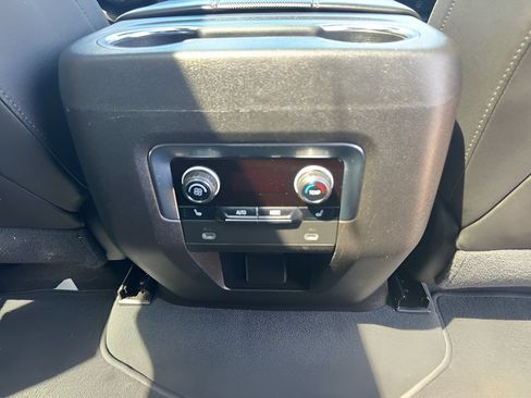 Used 2021 Chevrolet Tahoe RST w/ Luxury Package AWD/4WD image 19