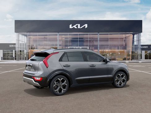 New 2025 Kia Niro EX Touring image 6