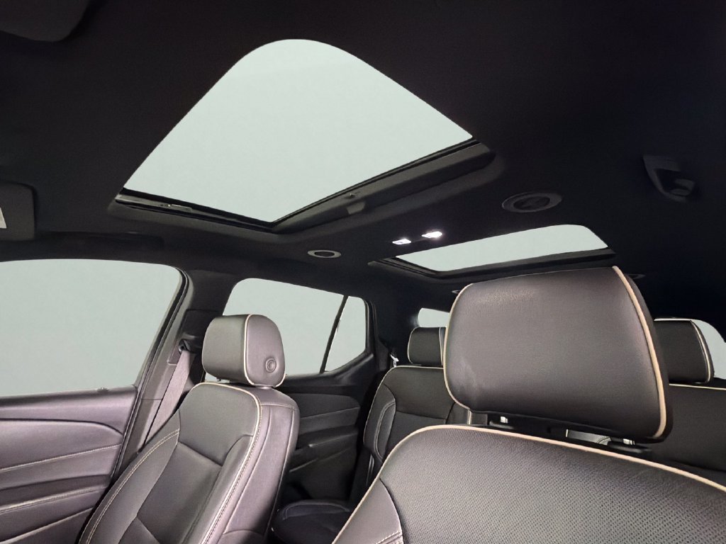 Certified 2023 Chevrolet Traverse Premier FWD image 26