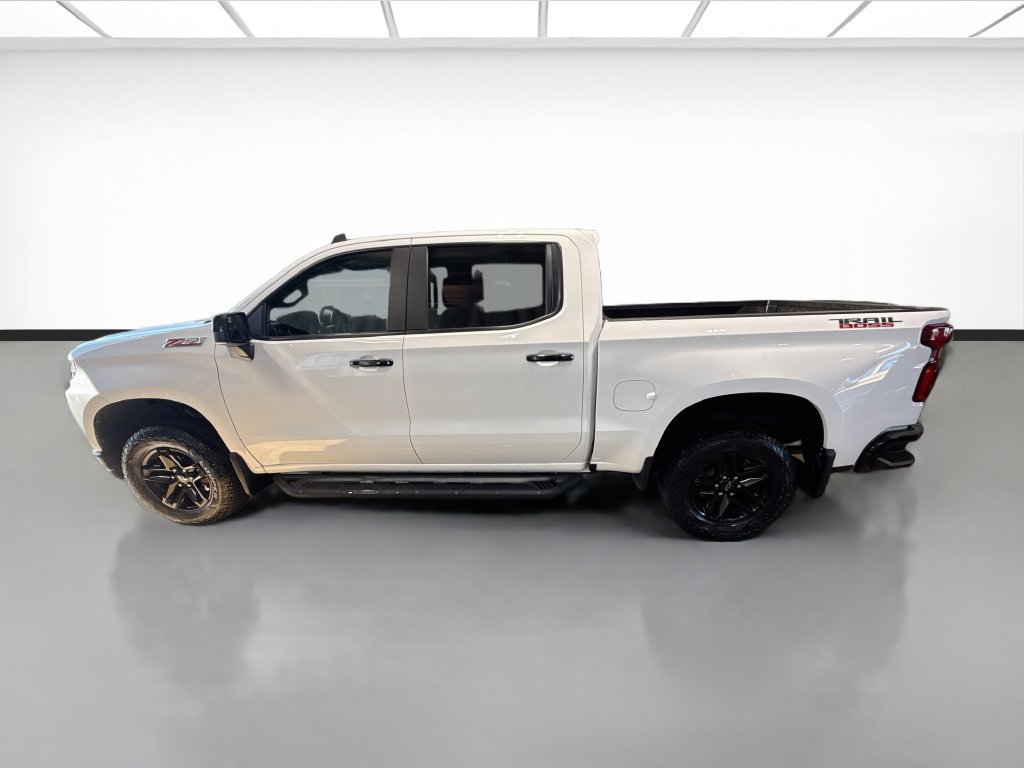 Used 2021 Chevrolet Silverado 1500 LT Trail Boss w/ Convenience Package II AWD/4WD image 8