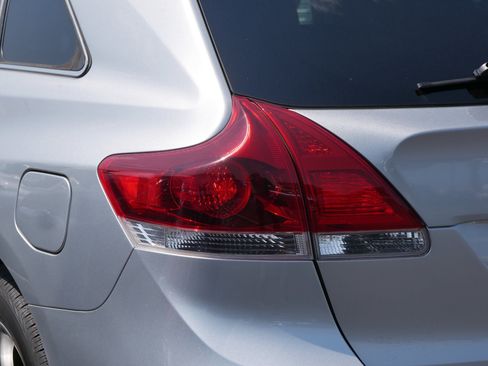 Used 2015 Toyota Venza Limited AWD/4WD image 17