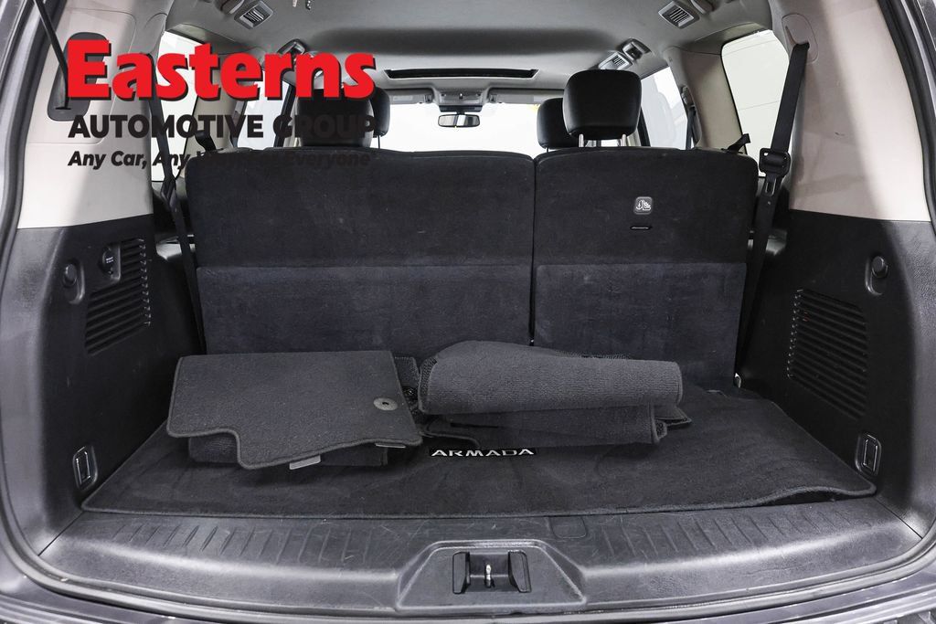 Used 2024 Nissan Armada SL w/ Captain's Chairs Package AWD/4WD image 9