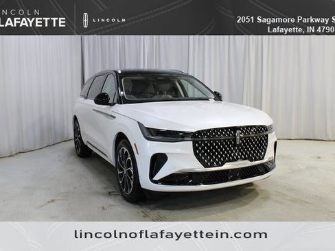 New 2026 Lincoln Nautilus Reserve image 1