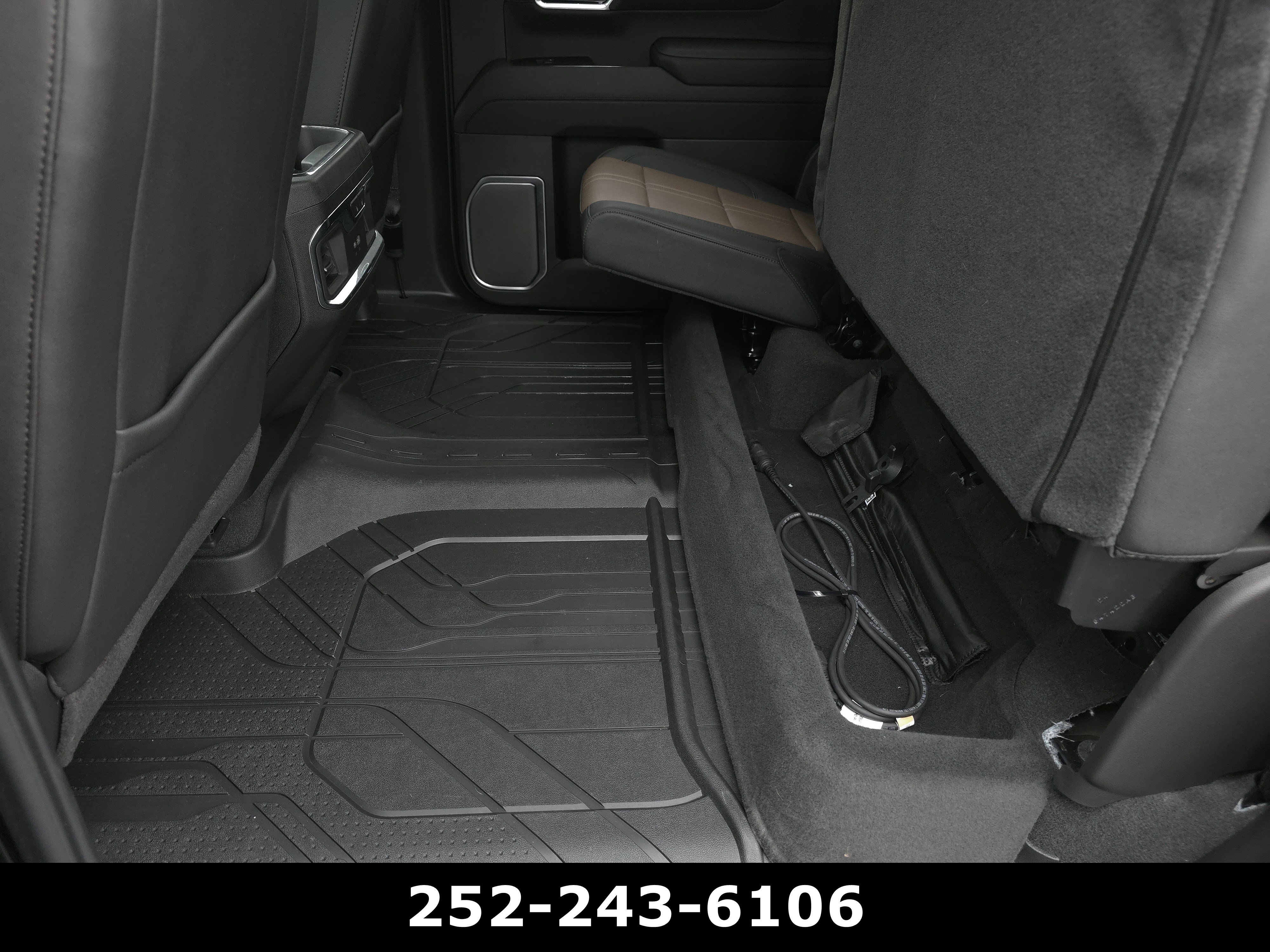 Used 2026 Chevrolet Silverado 1500 High Country w/ High Country Premium Package AWD/4WD image 32