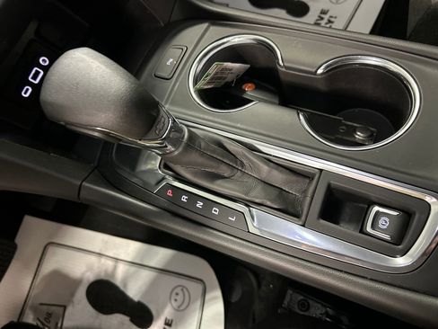 Used 2024 Chevrolet Equinox LT image 20