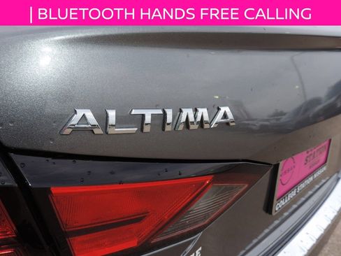 Used 2022 Nissan Altima 2.5 SR AWD/4WD image 11