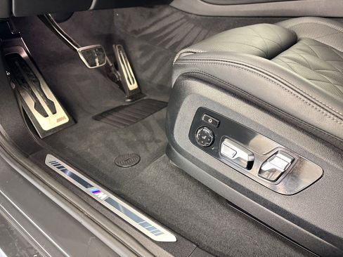 Used 2024 BMW X7 xDrive40i w/ M Sport Package image 13