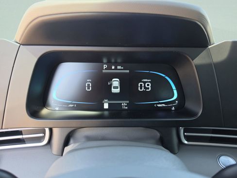 New 2026 Hyundai Elantra SEL Sport Premium FWD image 36