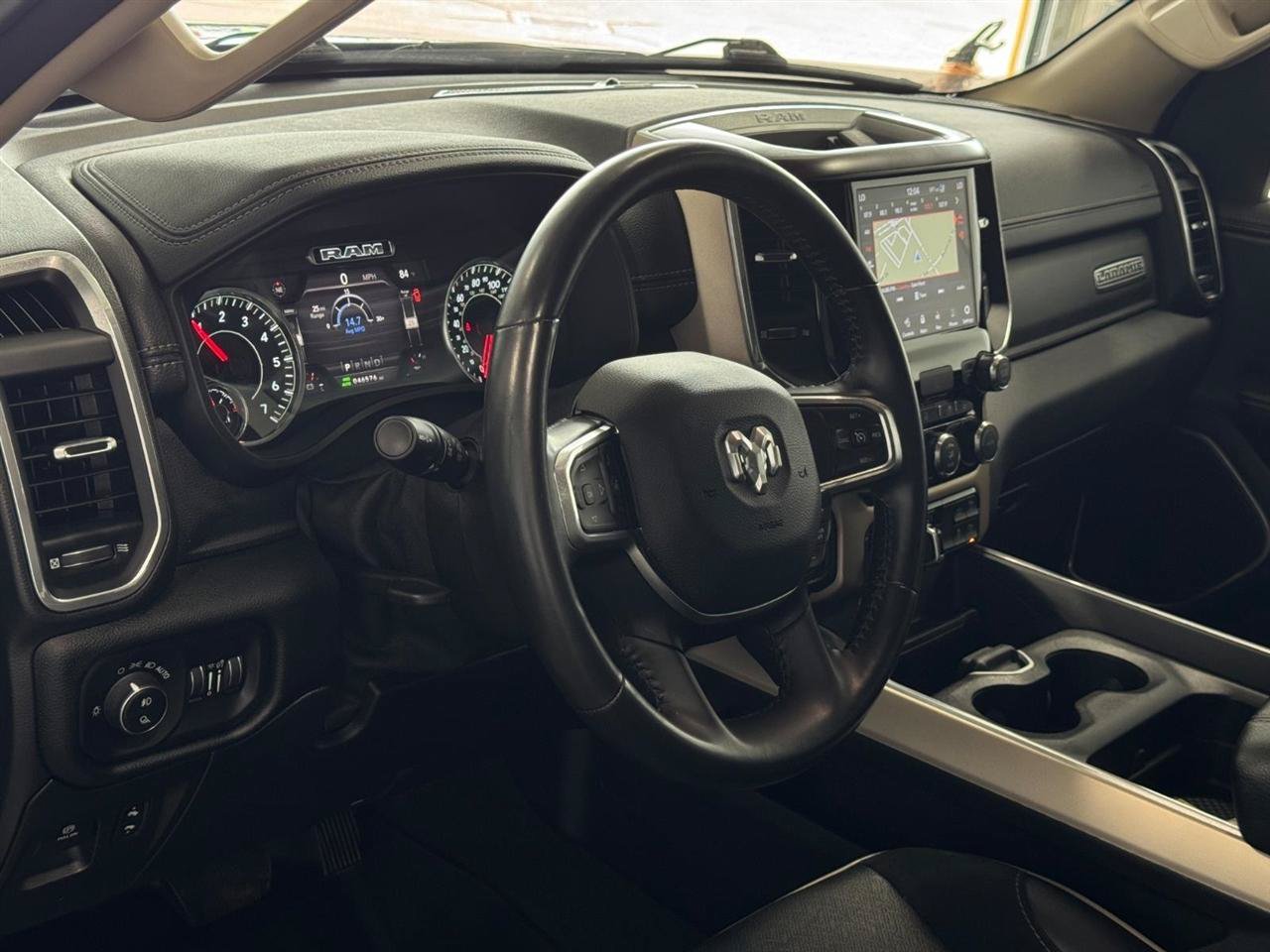 Used 2021 RAM 1500 Laramie AWD/4WD image 16