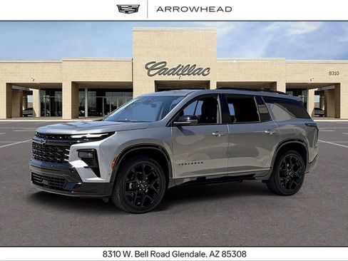 Used 2025 Chevrolet Traverse RS FWD image 1