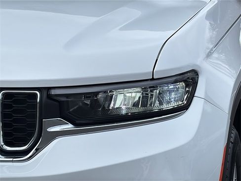 Certified 2025 Jeep Grand Cherokee Laredo X w/ Luxury Tech Group I image 10