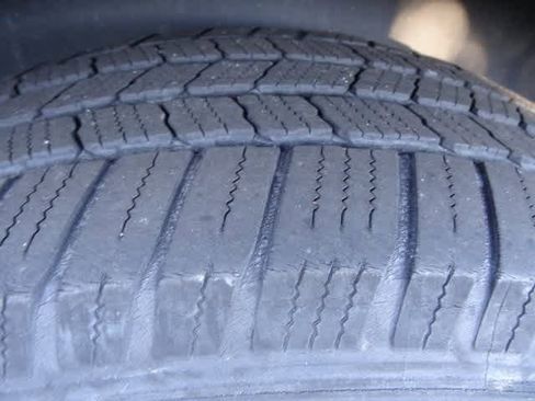 Used 2012 GMC Acadia Denali image 15