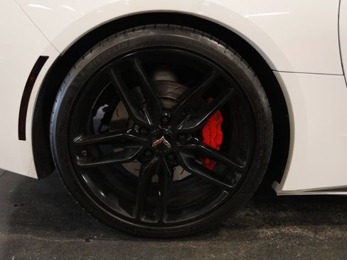 Used 2016 Chevrolet Corvette Stingray Coupe w/ 2LT Preferred Equipment Group RWD image 12