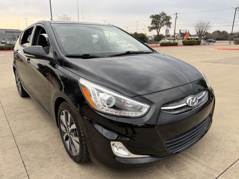 Used 2017 Hyundai Accent Sport image 1
