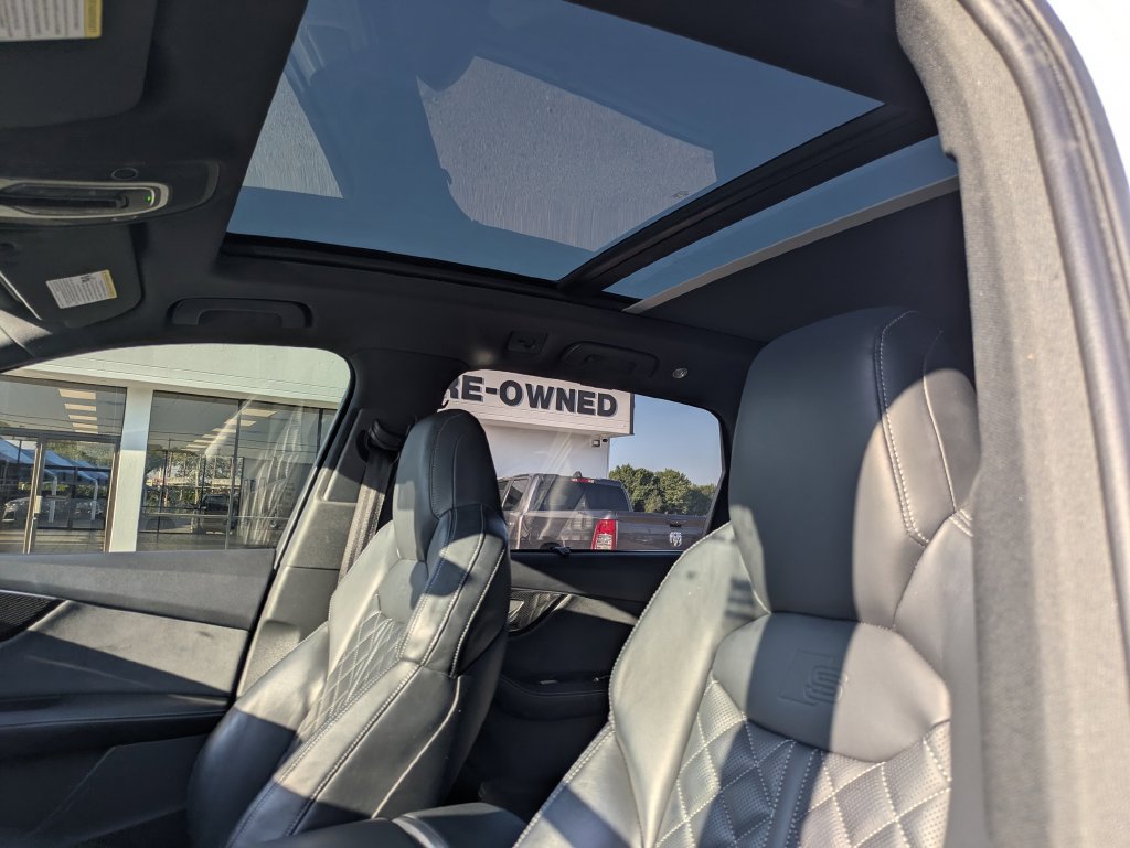 Used 2023 Audi SQ7 Prestige AWD/4WD image 28